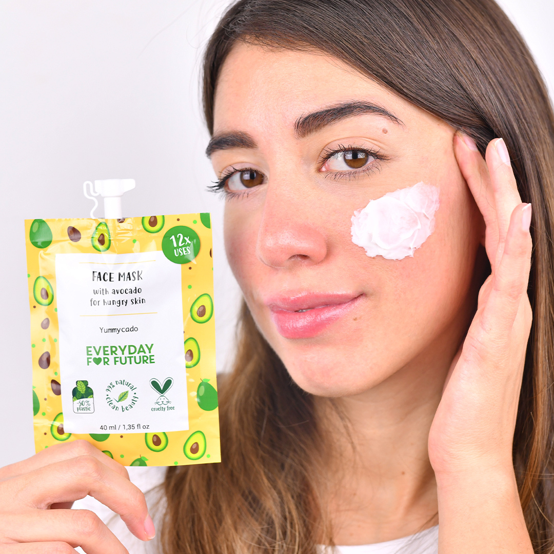 Applicazione maschera viso Yummycado
