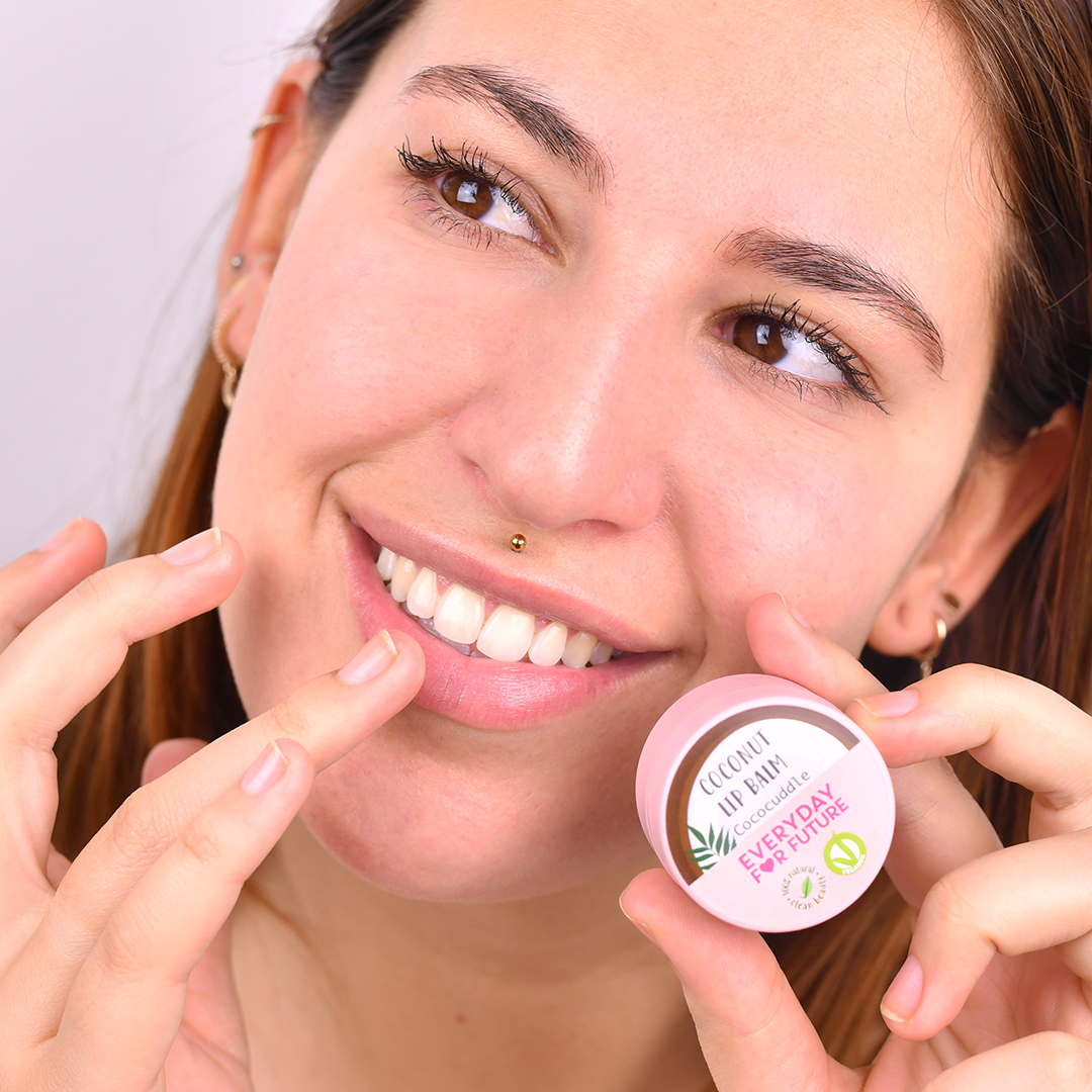 Lip balm con estratto di olio di cocco